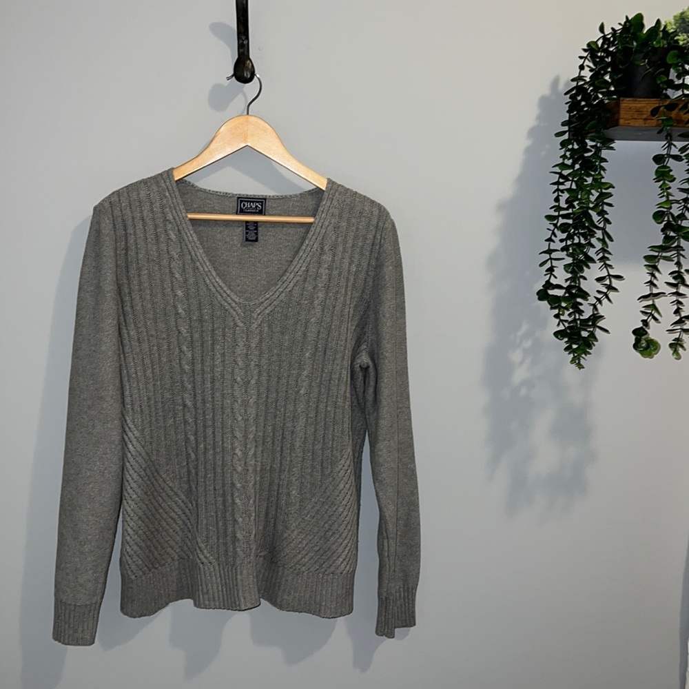 RALPH LAUREN V-NECK CABLE STITCH SWEATER (L)